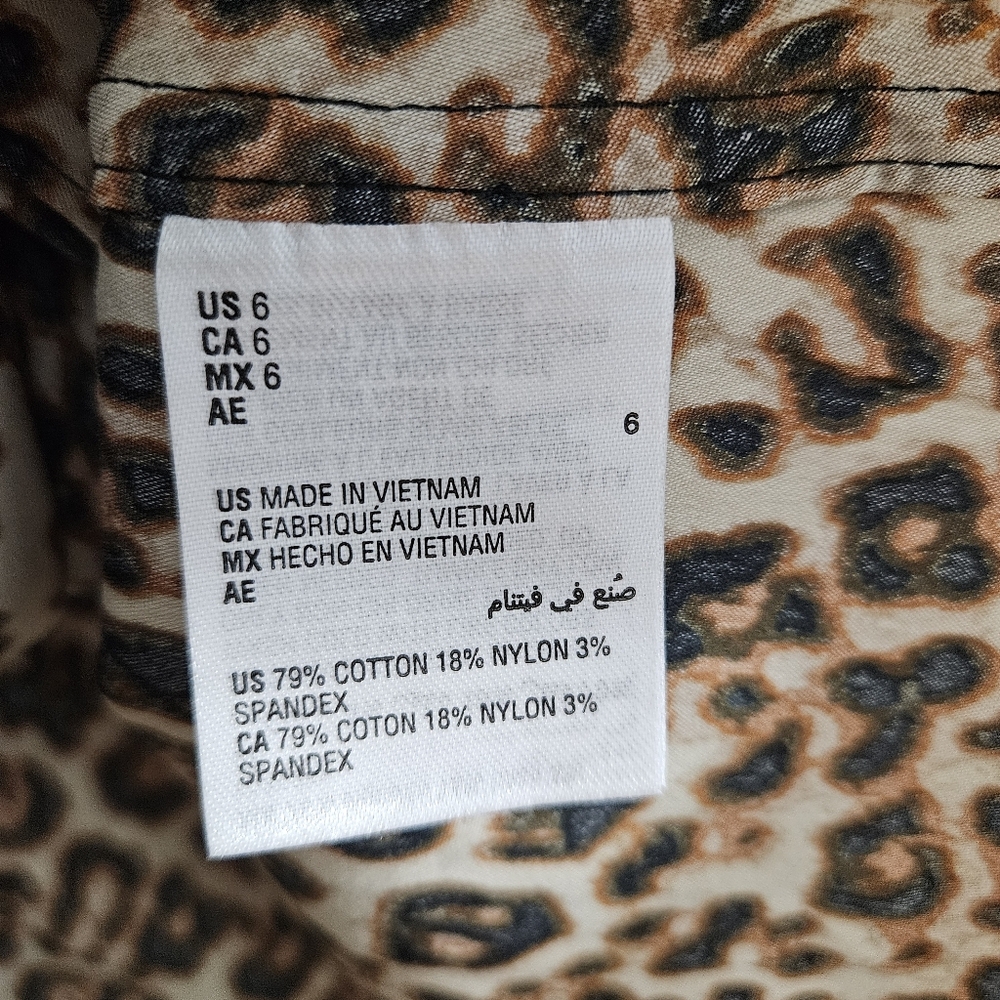 Charter Club Leopard Print And Pearl Women's Button Up Top - Picture 13 of 16
